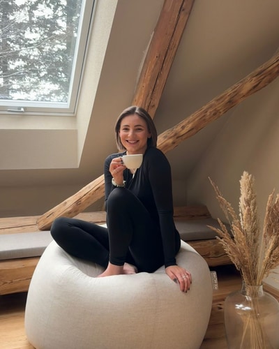 Pilates-Trainerin Marie König im tobel1853 – tobel morning flow